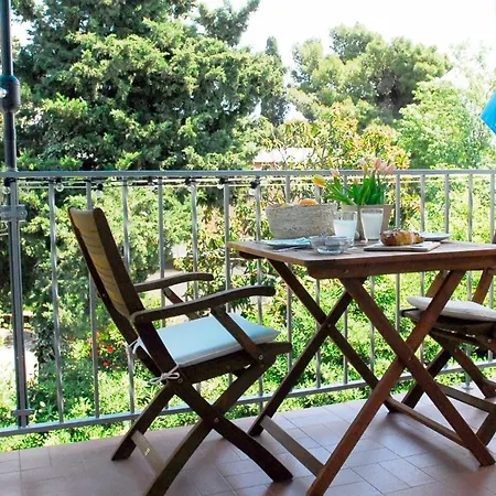 Beachfront Mala Tereza דירה *