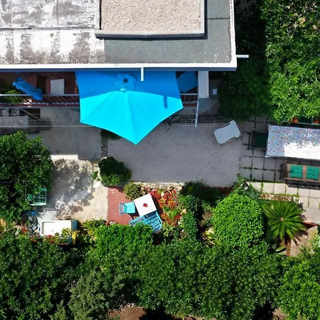 Beachfront Mala Tereza דירה