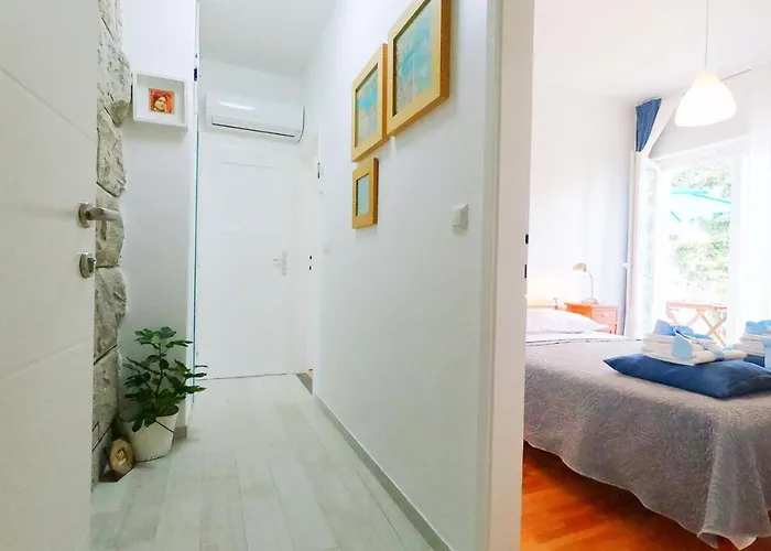 Beachfront Mala Tereza * ספליט