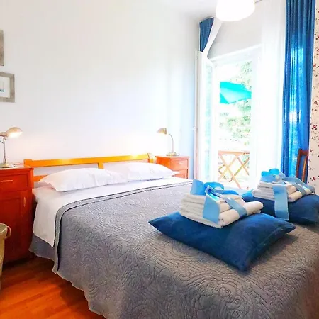 Beachfront Mala Tereza Apartment Split