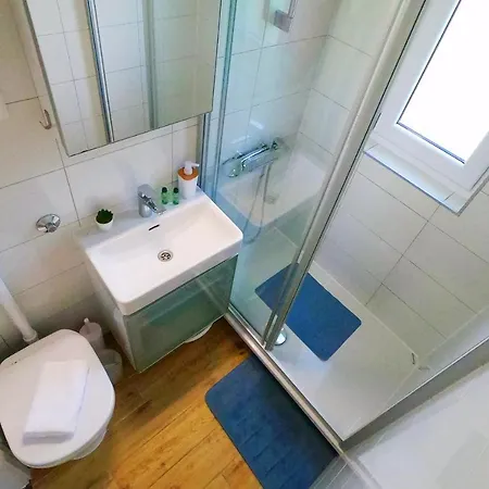 Beachfront Mala Tereza Апартаменты Сплит