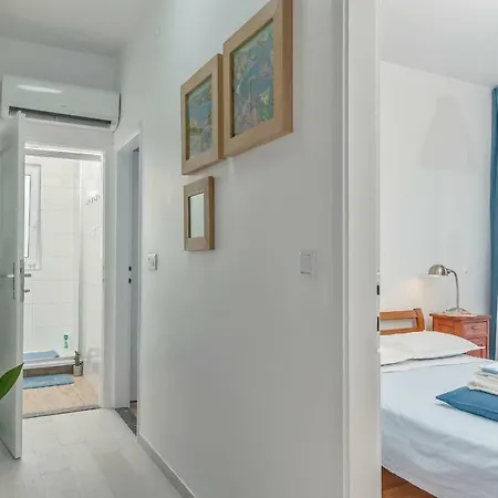 Апартаменты Beachfront Mala Tereza Сплит
