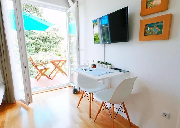 Beachfront Mala Tereza